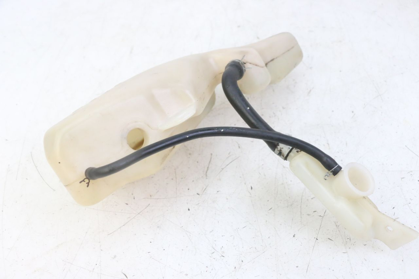 photo de OLIEBEHUIZING YAMAHA TDR DELTABOX 125 (1997 - 2003) - Detail van het onderdeel