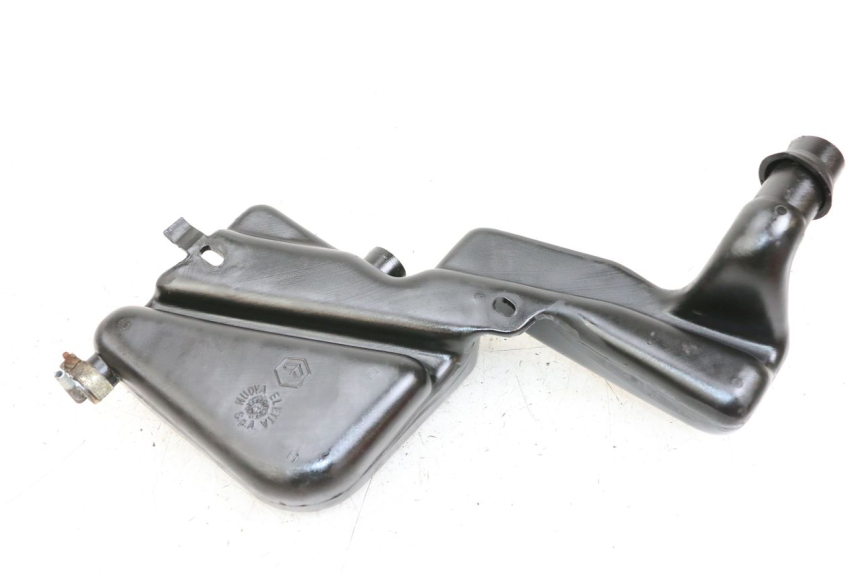 photo de OLIEBEHUIZER PIAGGIO TYPHOON 50 (2000 - 2009) - Detail van het onderdeel