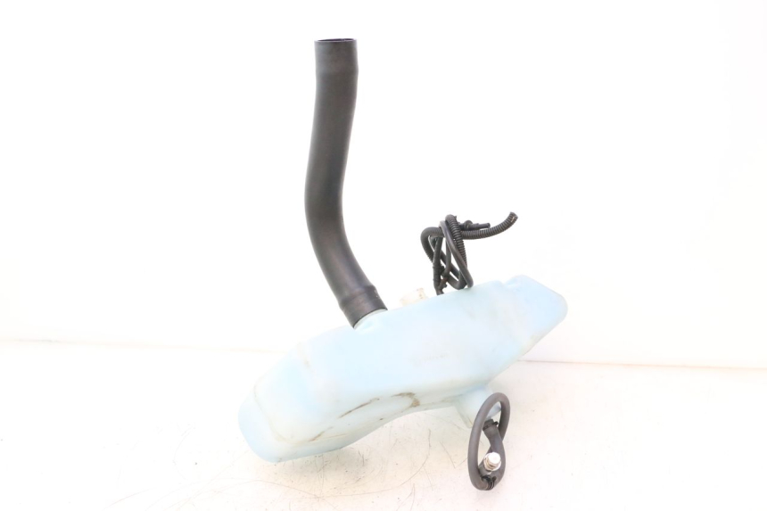photo de OLIETANK YAMAHA WAVE RUNNER GP R 1200 (2000 - 2003) - Staat van het oppervlak