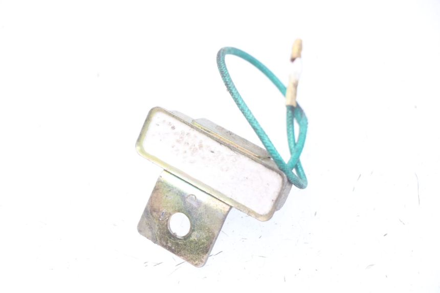 photo de WEERSTAND PEUGEOT TWEET 125 (2010 - 2017) - Detail van het onderdeel