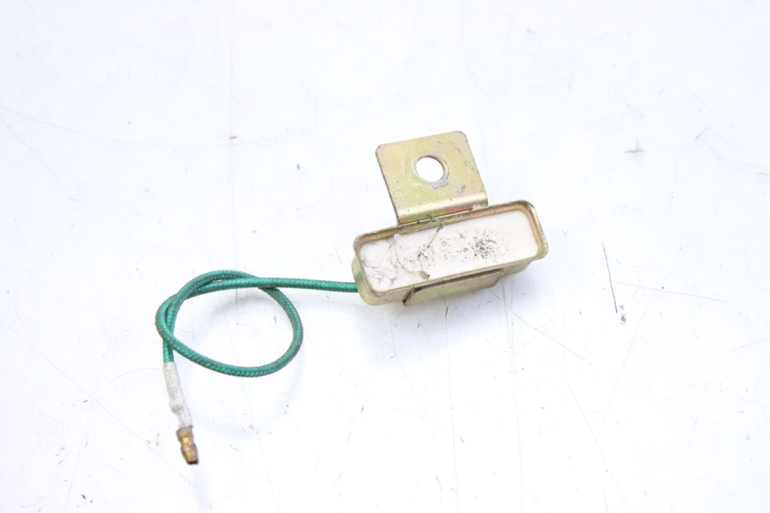 photo de WEERSTAND PEUGEOT TWEET 125 (2010 - 2017) - Andere kijkhoek