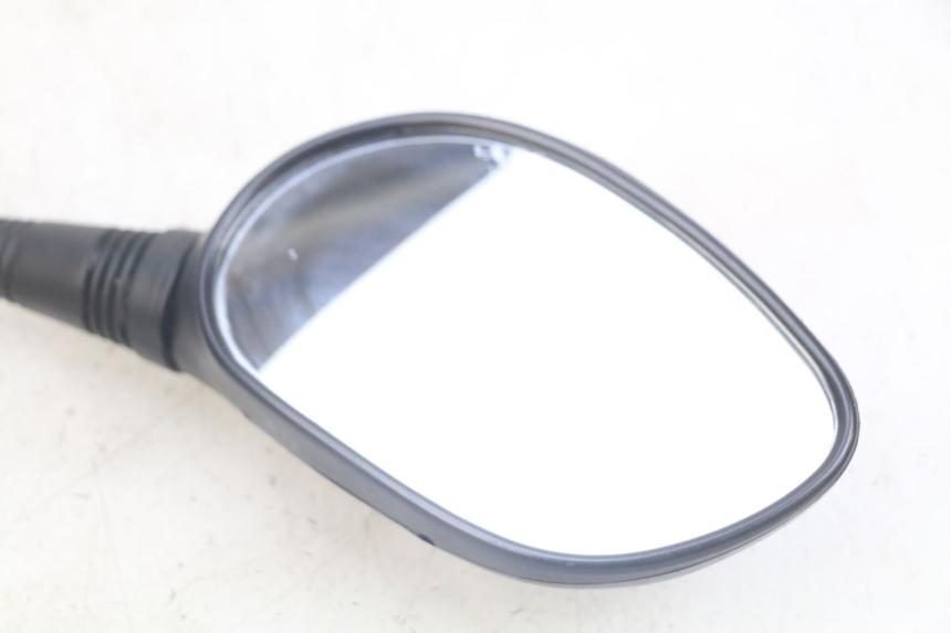 photo de RECHTER SPIEGEL KYMCO AGILITY 16+ 4T 50 (2018 - 2023) - Bevestigingspunten