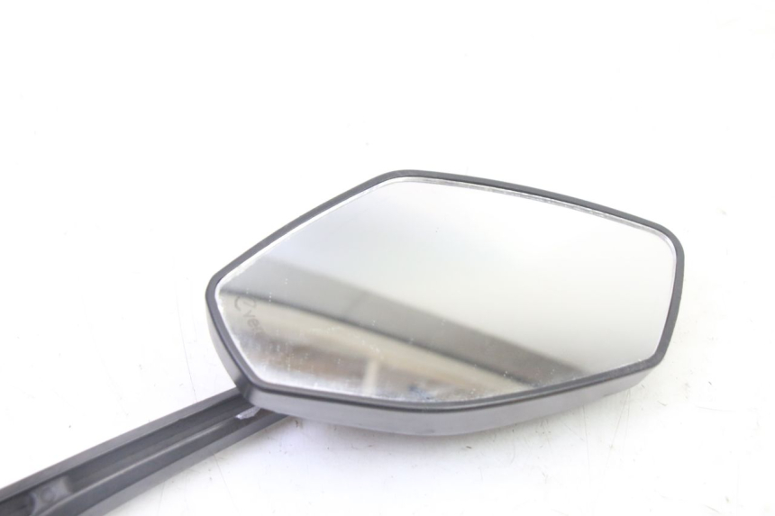 photo de RECHTER SPIEGEL ORCAL CAVARO 4T 50 (2019 - 2023) - Zoom op gebruiksstaat