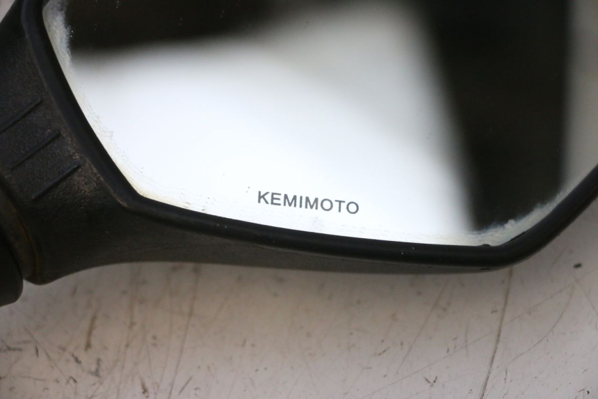 photo de RECHTER SPIEGEL KEEWAY F-ACT FACT EVO 50 (2020 - 2026) - Zoom op gebruiksstaat