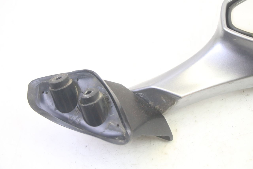 photo de RECHTER SPIEGEL SYM GTS EVO 125 (2009 - 2013) - Detail van het onderdeel