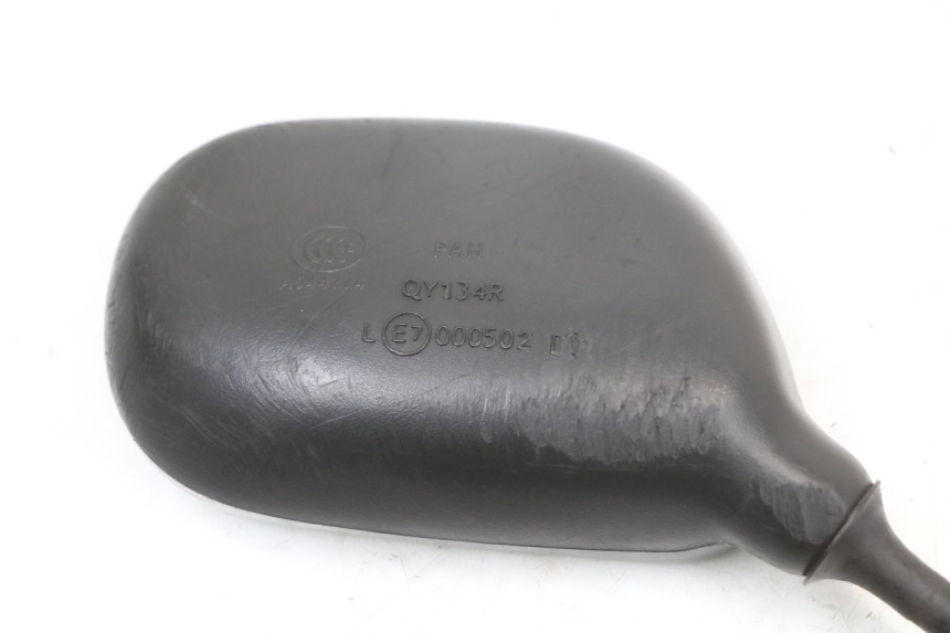 photo de RECHTER SPIEGEL PEUGEOT KISBEE 4T 50 (2010 - 2017) - Bevestigingspunten