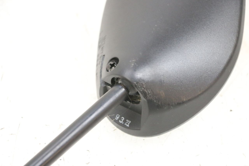 photo de RECHTER SPIEGEL YAMAHA NEO'S CORE 1 (2022 - 2026) - Zoom op gebruiksstaat