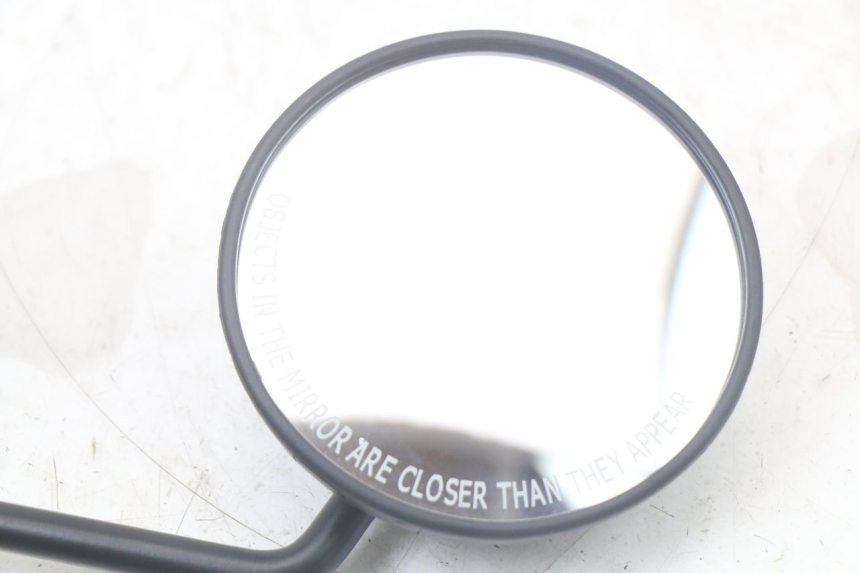 photo de RECHTER SPIEGEL ROYAL ENFIELD CONTINENTAL GT 650 (2019 - 2024) - Andere kijkhoek