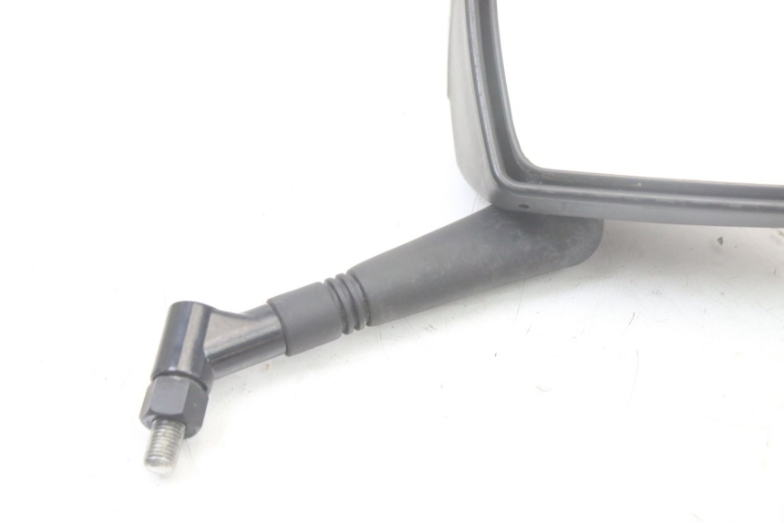 photo de RECHTER SPIEGEL PEUGEOT SATELIS 125 (2013 - 2018) - Zoom op gebruiksstaat