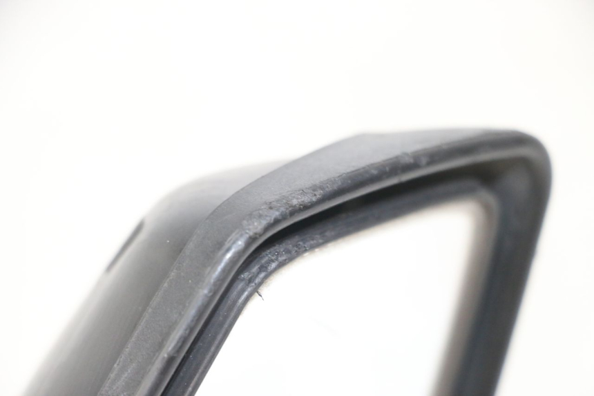 photo de RECHTER SPIEGEL PEUGEOT SATELIS 125 (2013 - 2018) - Detail van het onderdeel