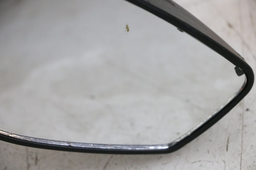 photo de RECHTER SPIEGEL PEUGEOT STREETZONE I 2T 50 (2018 - 2020) - Zoom op gebruiksstaat