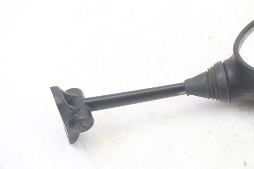 photo de RECHTER SPIEGEL YAMAHA TZR 50 (2008 - 2016) - Detail van het onderdeel