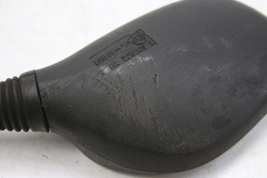 photo de RECHTER SPIEGEL SUZUKI UH BURGMAN 125 (2002 - 2006) - Staat van het oppervlak