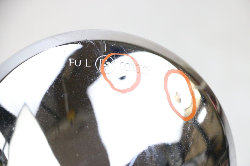 photo de RECHTER SPIEGEL PIAGGIO VESPA GTS SUPER IE 125 (2009 - 2016) - Bevestigingspunten