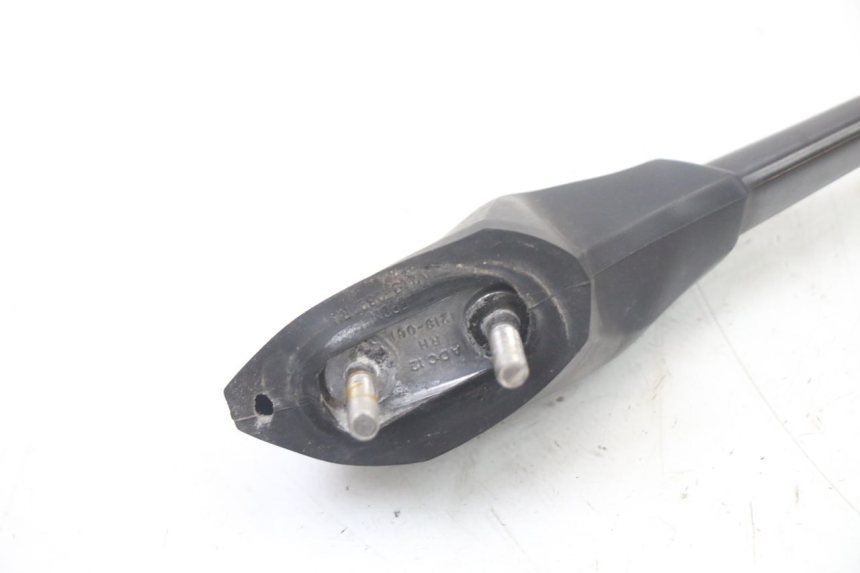 photo de RECHTER SPIEGEL YAMAHA FZS FAZER 600 (2001 - 2003) - Detail van het onderdeel