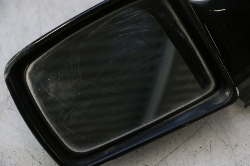 photo de LINKER SPIEGEL SUZUKI BURGMAN EXECUTIVE ABS 650 (2006 - 2012) - Kenmerkende details