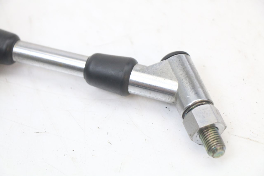 photo de LINKER SPIEGEL SUZUKI GZ MARAUDER 125 (1998 - 2004) - Zoom op gebruiksstaat