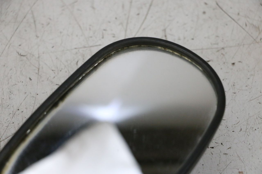 photo de LINKER SPIEGEL PEUGEOT KISBEE 2T 50 (2010 - 2017) - Detail van het onderdeel