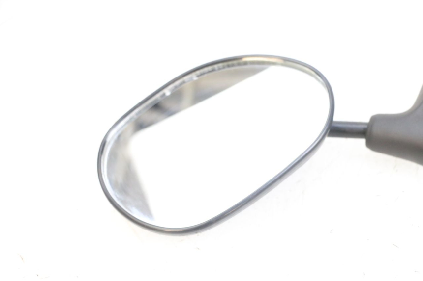 photo de LINKER SPIEGEL YAMAHA NEO'S CORE 1 (2022 - 2026) - Zoom op gebruiksstaat