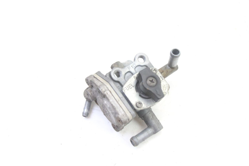 photo de TANKKRAAN SUZUKI GS GSE 500 (2001 - 2003) - Technische close-up