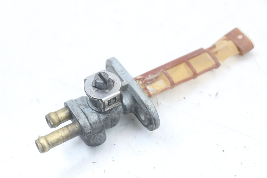 photo de TANKKRAAN SUZUKI GS F 500 (2004 - 2007) - Hoofdaanzicht