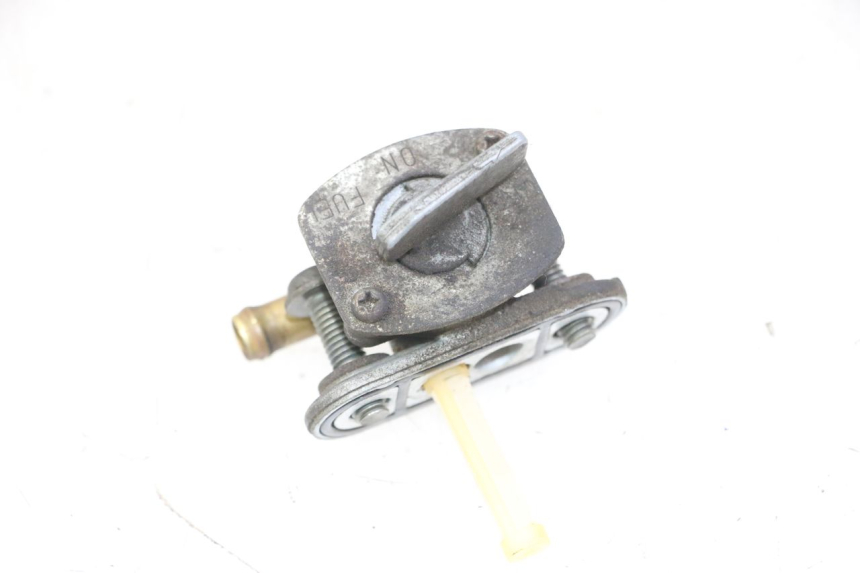 photo de TANKKRAAN YAMAHA FZS FAZER 600 (2001 - 2003) - Andere kijkhoek