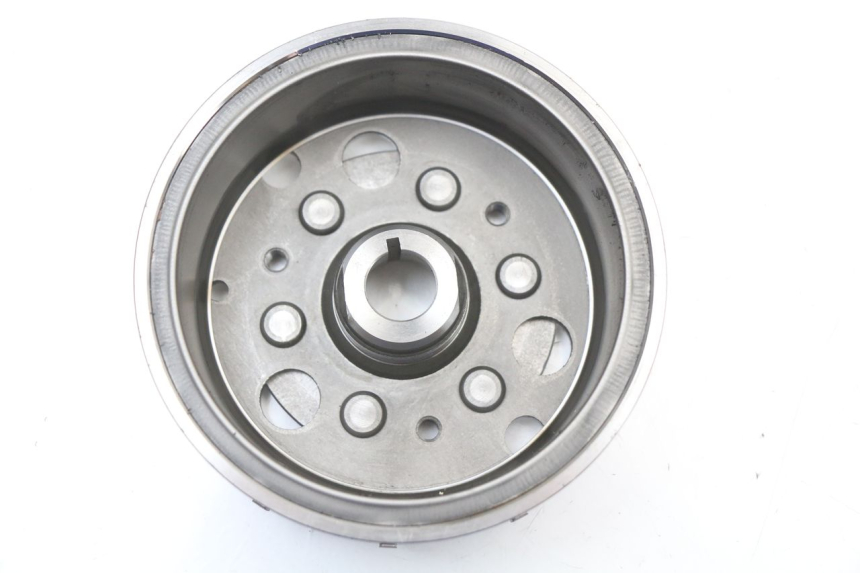 photo de ROTOR SUZUKI BURGMAN 125 (2007 - 2014) - Detail van het onderdeel