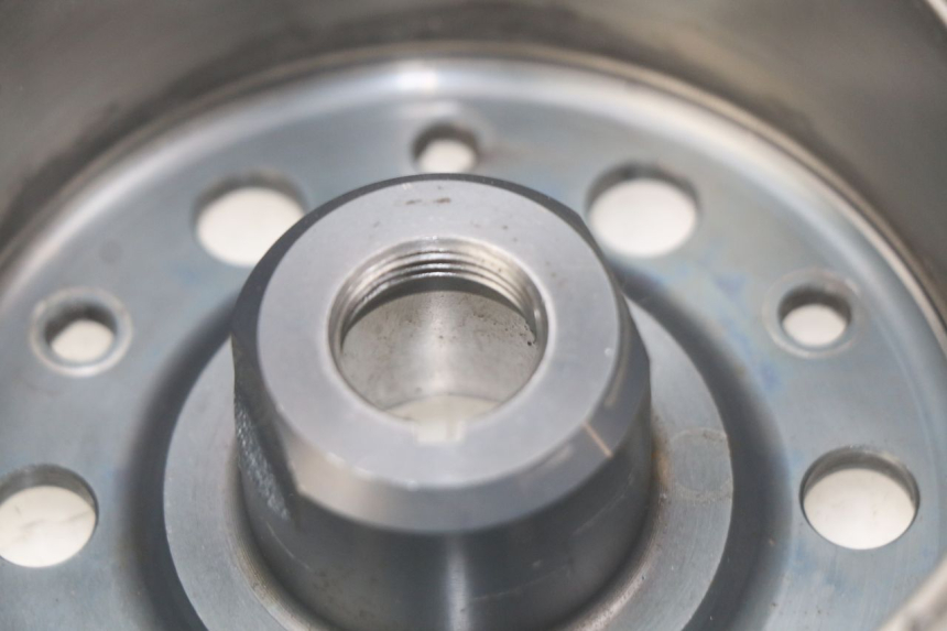 photo de ROTOR HONDA CBR RR FIREBLADE 900 (1992 - 1994) - Technische close-up