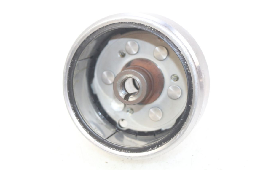 photo de ROTOR HONDA CM 125 (1983 - 2003) - Detail van het onderdeel