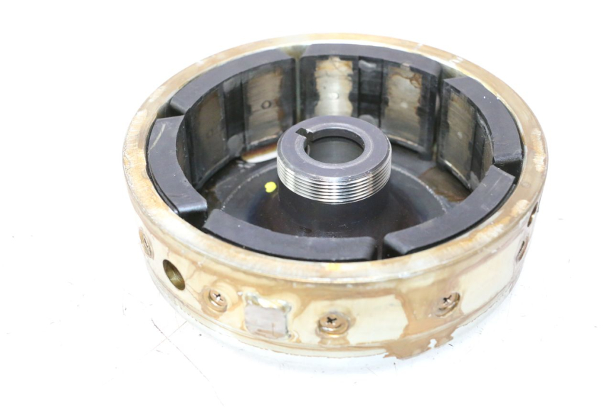 photo de ROTOR SUZUKI DR S 600 (1985 - 1989) - Detail van het onderdeel
