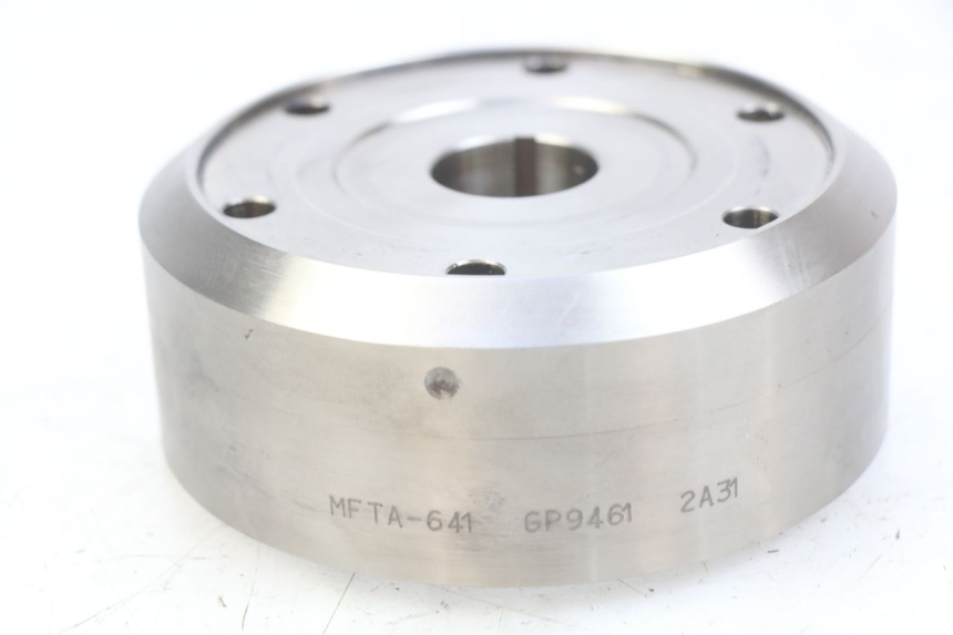 photo de ROTOR HONDA FJS SILVERWING SILVER WING 400 (2009 - 2016) - Detail van het onderdeel