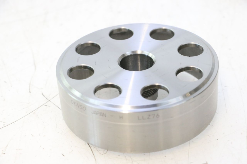 photo de ROTOR SUZUKI GSR 600 (2005 - 2012) - Detail van het onderdeel