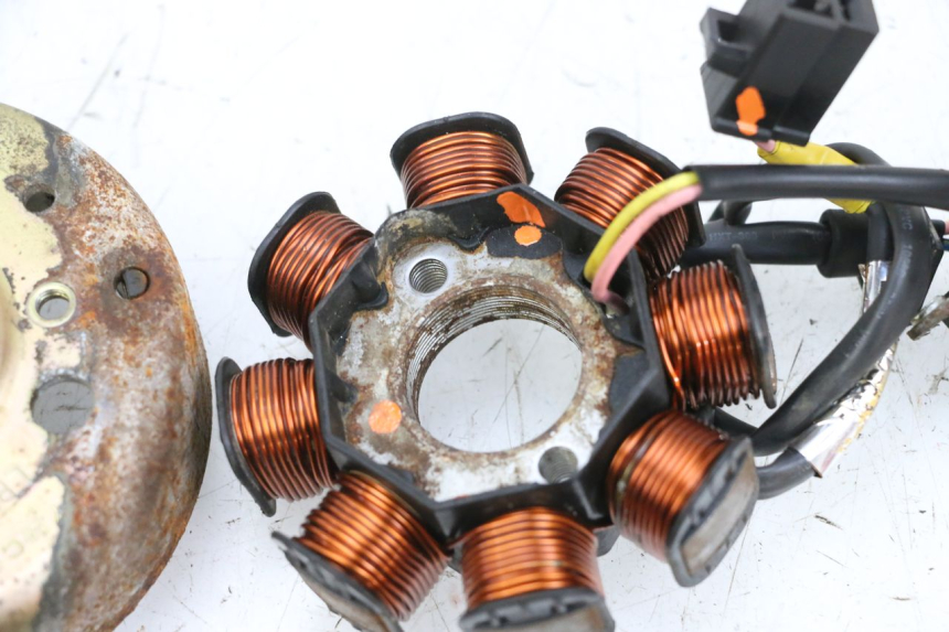 photo de ROTOR STATOREN KYMCO AGILITY CITY 4T 50 (2008 - 2016) - Productaanzicht