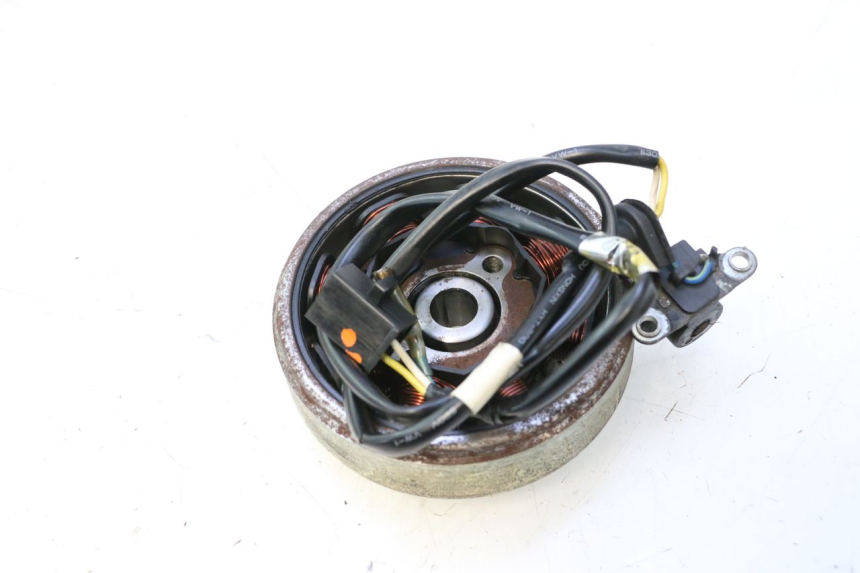 photo de ROTOR STATORE KYMCO AGILITY PREMIUM 50 (2007 - 2010) - Detail van het onderdeel
