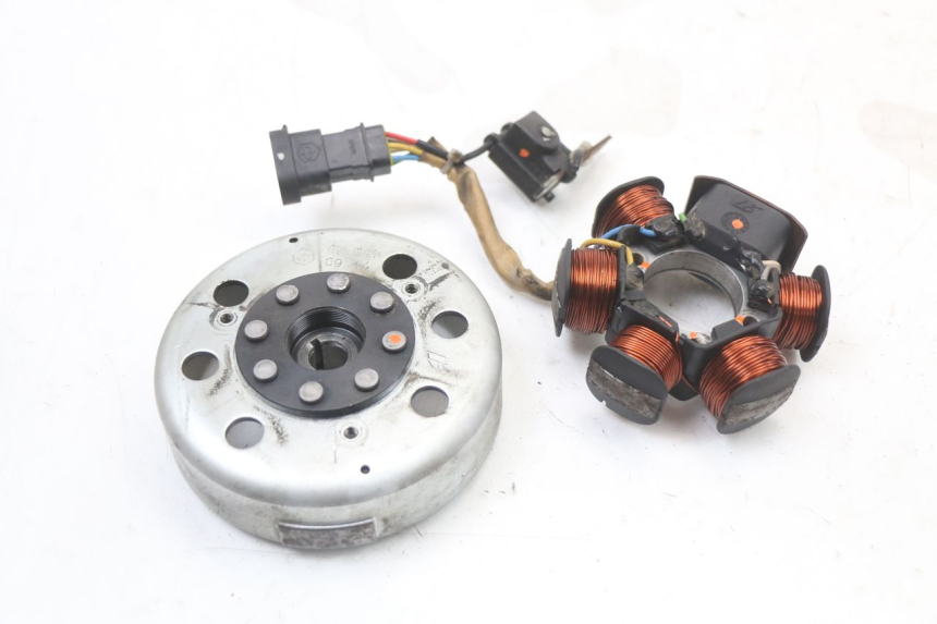 photo de ROTOR STATOREN APRILIA SR MOTARD 50 (2012 - 2018) - Hoofdaanzicht