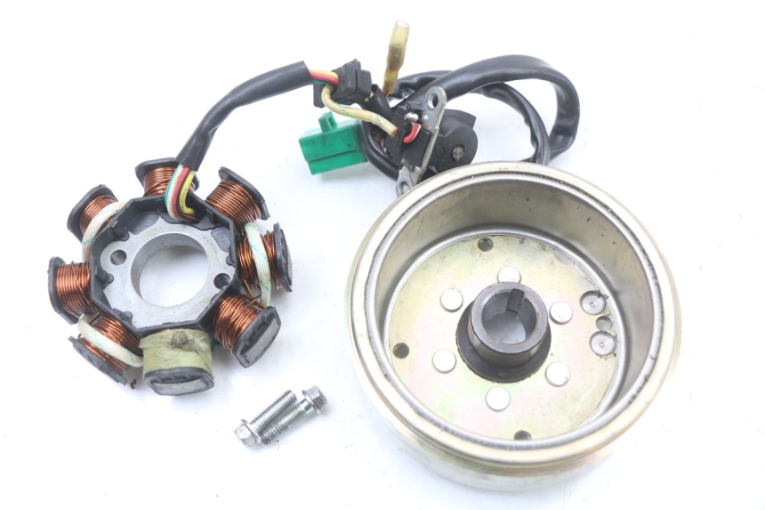 photo de ROTOR STATORE JONWAY AZTRAL 125 (2008 - 2017) - Detail van het onderdeel