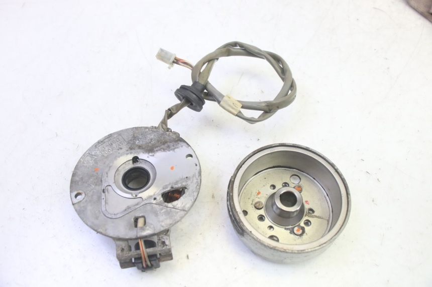 photo de ROTOR STATOREN MBK BOOSTER SPIRIT 50 (2004 - 2017) - Detail van het onderdeel