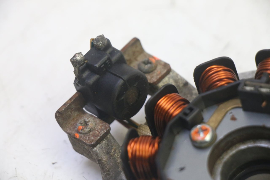 photo de ROTOR STATOREN MBK BOOSTER SPIRIT 50 (2004 - 2017) - Bevestigingspunten