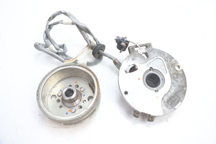 photo de ROTOR STATOREN MBK BOOSTER SPIRIT 50 (2004 - 2017) - Detail van het onderdeel
