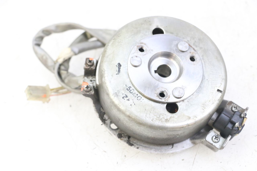 photo de ROTOR STATORE MBK BOOSTER SPIRIT NAKED 50 (2004 - 2017) - Detail van het onderdeel