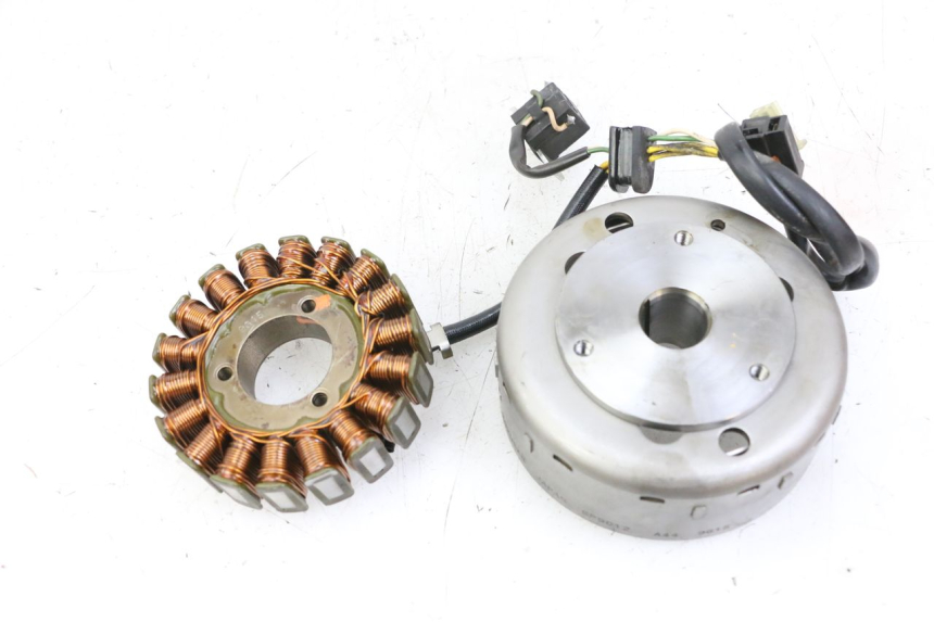 photo de ROTOR STATORE SUZUKI BURGMAN 125 (2007 - 2014) - Gecontroleerd onderdeel