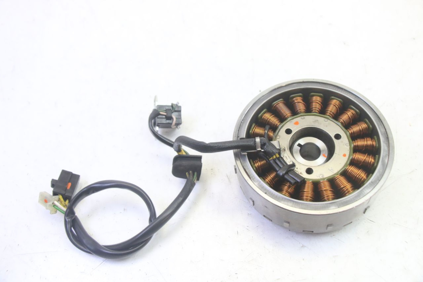 photo de ROTOR STATORE SUZUKI BURGMAN 125 (2007 - 2014) - Andere kijkhoek