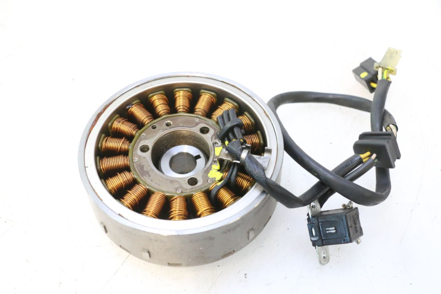 photo de ROTOR STATORE SUZUKI BURGMAN 125 (2007 - 2014) - Detail van het onderdeel
