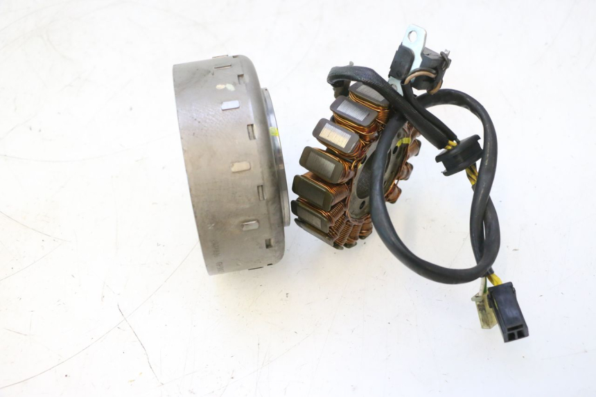 photo de ROTOR STATORE SUZUKI BURGMAN 125 (2007 - 2014) - Bevestigingspunten