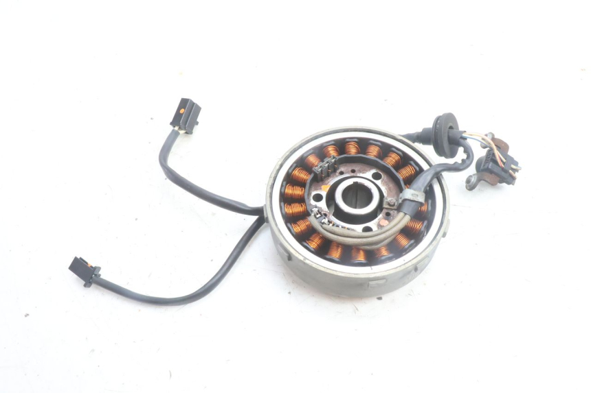 photo de ROTOR STATOREN YAMAHA BW'S BWS 125 (2010 - 2013) - Andere kijkhoek