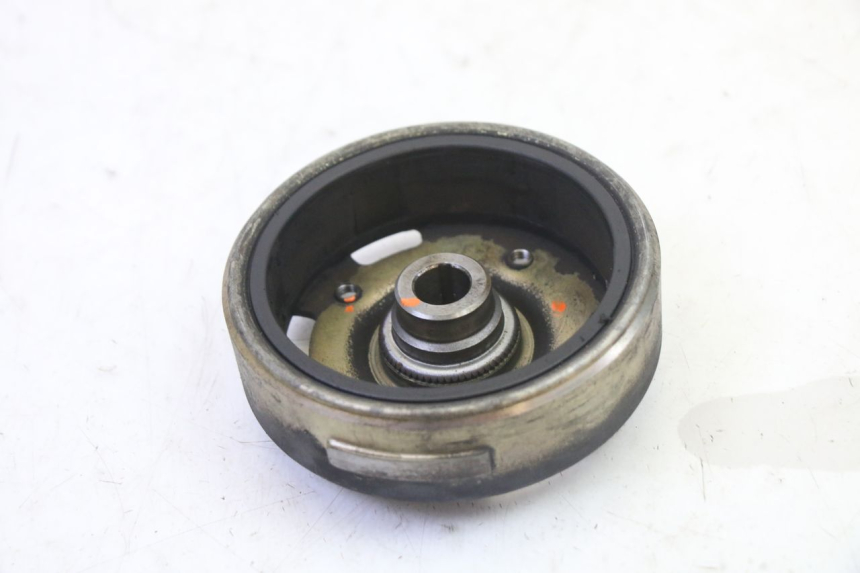 photo de ROTOR STATORE PEUGEOT ELYSTAR 50 (2002 - 2014) - Kenmerkende details