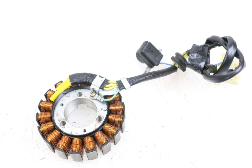 photo de ROTOR STATOREN HONDA FES PANTHEON 2T 125 (1998 - 2002) - Staat van het oppervlak