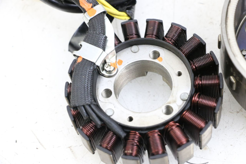 photo de ROTOR STATOREN HONDA FES S-WING SWING ABS 125 (2007 - 2015) - Gecontroleerd onderdeel