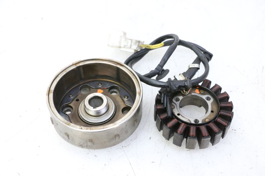 photo de ROTOR STATOREN HONDA FES S-WING SWING ABS 125 (2007 - 2015) - Hoofdaanzicht