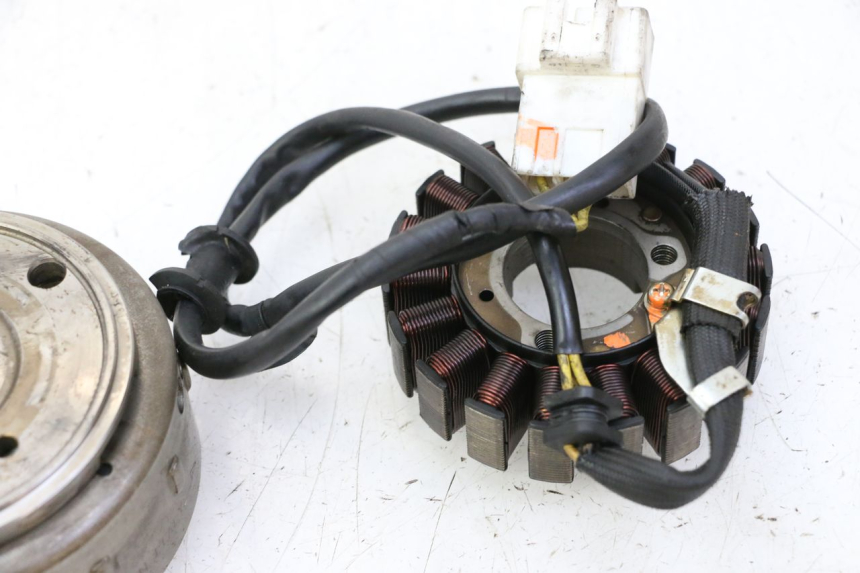 photo de ROTOR STATOREN HONDA FES S-WING SWING ABS 125 (2007 - 2015) - Staat van het oppervlak